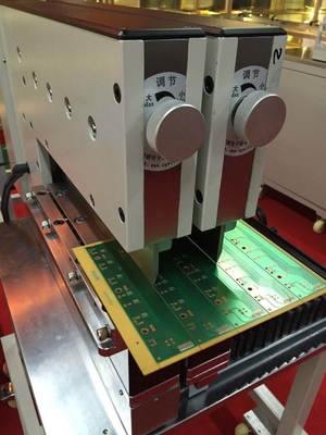 Cortando a espessura de 0,1 ~ 3,5 mm PCB V-Cutter Depaneling Machine