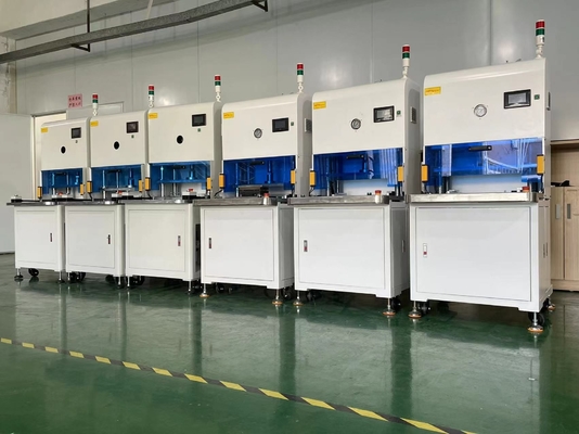 Máquina automática de perfurar a carcaça de metal 110V ou 220V 0,4MPa com juntas de fresagem
