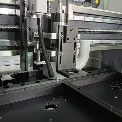 Máquina de roteamento de PCB para juntas de fresagem FR4/CEM/MCPCB