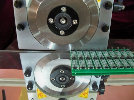 Elimine o estresse em placas e componentes com a máquina de separador de PCB CWV-1M