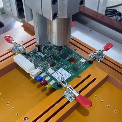 Máquina de roteador de PCB de escritório de 220 V Área de trabalho de 650 mm x 450 mm