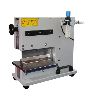 Cortar placas metálicas sem esforço com a máquina de corte de PCB pneumática CWVC-220