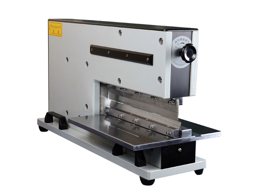 Máquina de corte de PCB V com tamanho compacto de 620*230*400mm para solução de economia de espaço