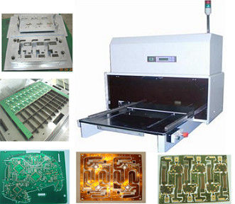 Máquina industrial semi auto pneumática 220V do perfurador do PWB do furo do metal de SMT