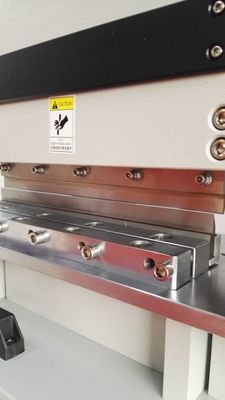 máquina pneumática do PWB Depaneling da espessura de 0.3-3.5mm com lâminas afiadas